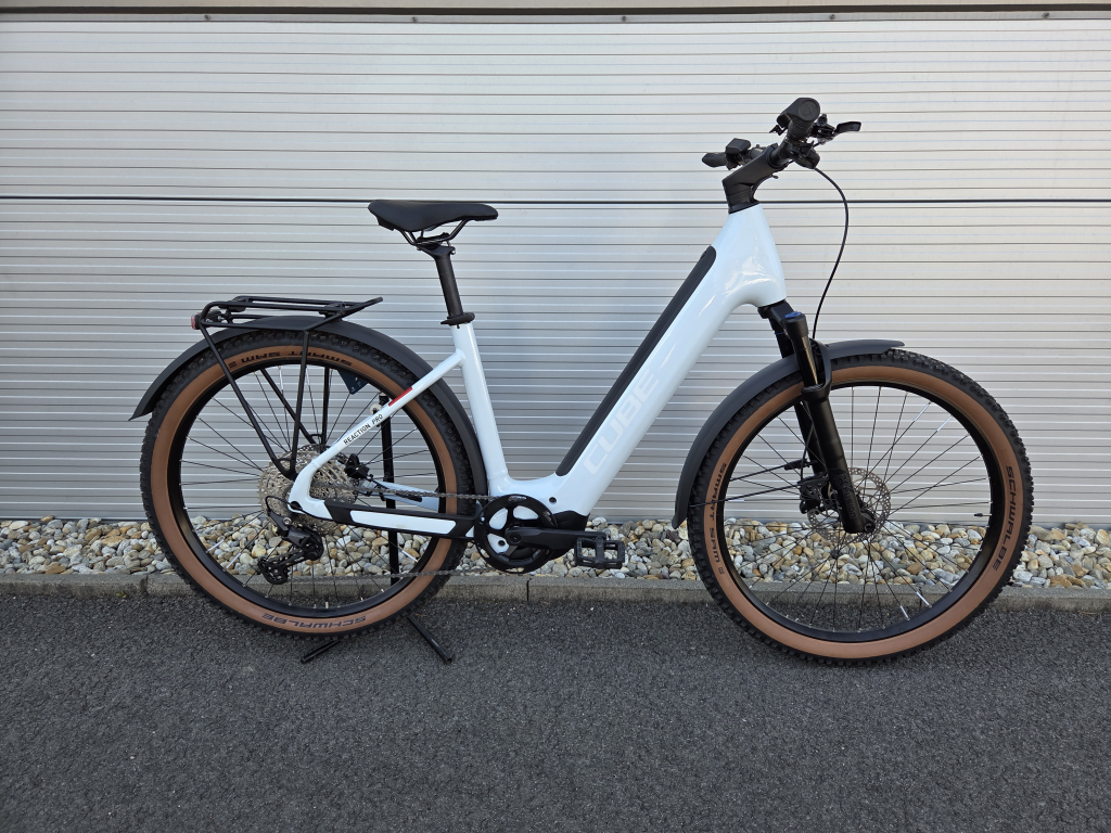 Cube Reaction Hybrid Pro Ebike (smart system bosch cx 85Nm, 750Wh, terepes gumik, sárvédő, csomagtartó, 4km, L)